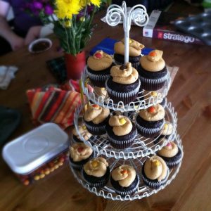 peanut butter cupcakes tower chocolate